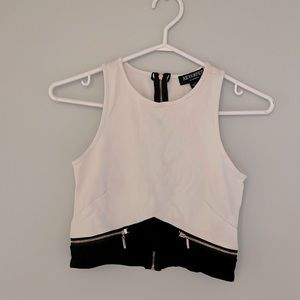 Sirens black and white crop with gold zippers - Size small